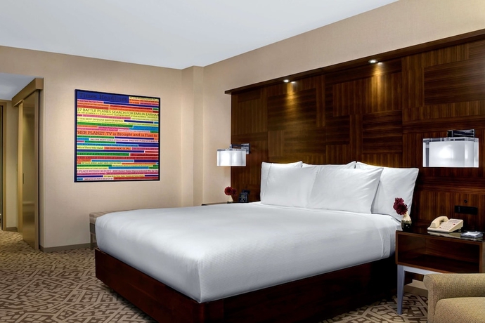 Imagen de la habitación del Hotel Hilton New York Times Square. Foto 8