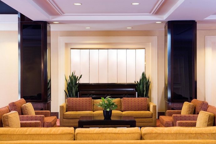 Imagen de los interiores del Hotel Hilton Newark Airport. Foto 9