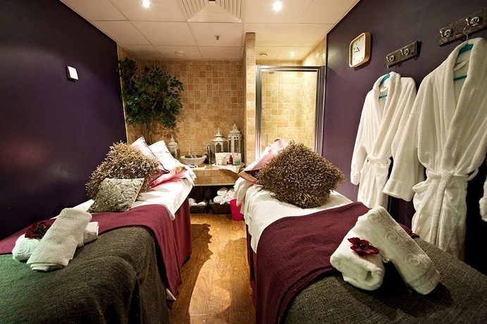 Imagen de la piscina del Hotel Hilton Newcastle Gateshead. Foto 16