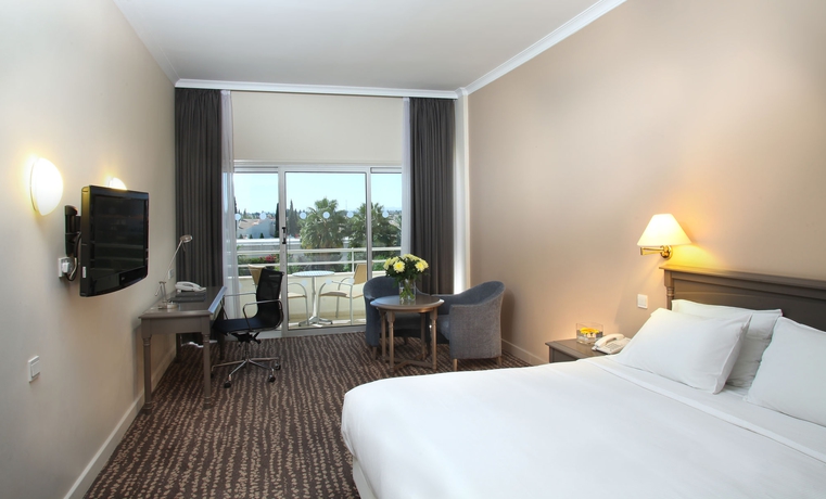 Imagen de la habitación del Hotel Hilton Nicosia. Foto 7