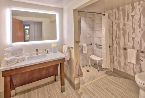 Imagen de la habitación del Hotel Hilton Norfolk The Main. Foto 4