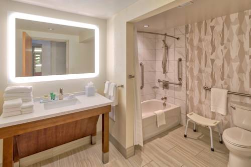 Imagen de la habitación del Hotel Hilton Norfolk The Main. Foto 5