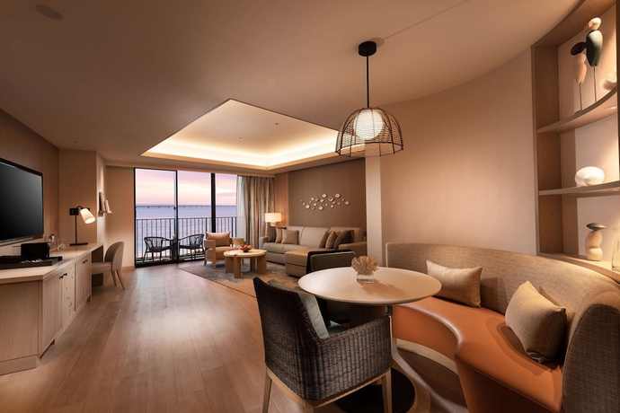 Imagen de la habitación del Hotel Hilton Okinawa Miyako Island Resort. Foto 10