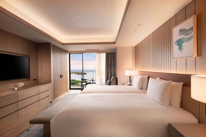 Imagen de la habitación del Hotel Hilton Okinawa Miyako Island Resort. Foto 16