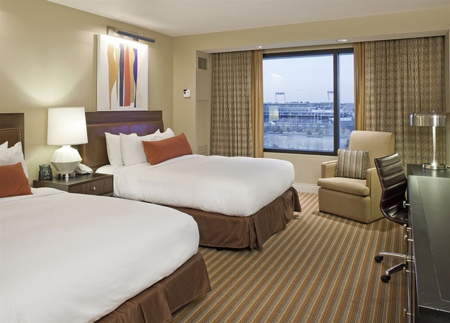 Imagen de la habitación del Hotel Hilton Omaha. Foto 4