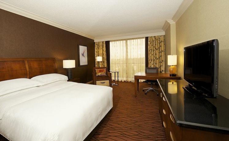 Imagen de la habitación del Hotel Hilton Orange County/costa Mesa. Foto 3