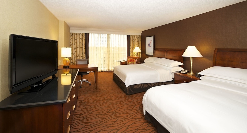 Imagen de la habitación del Hotel Hilton Orange County/costa Mesa. Foto 12