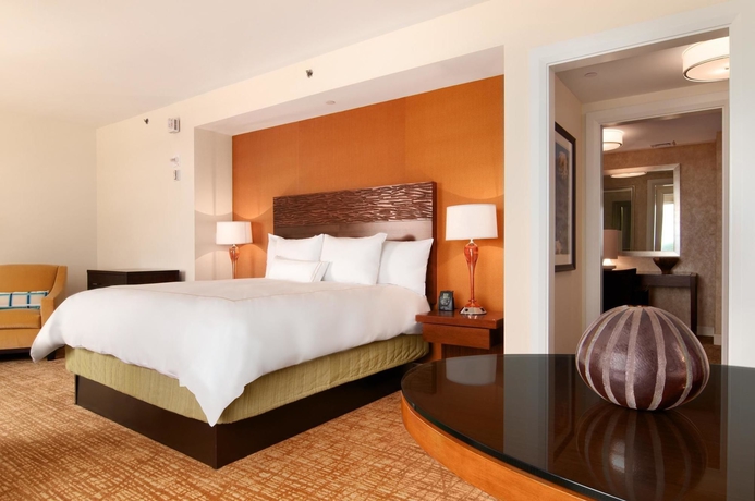 Imagen de la habitación del Hotel Hilton Orlando. Foto 10