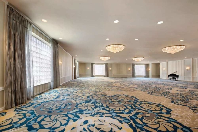 Imagen de los interiores del Hotel Hilton Orrington / Evanston. Foto 16