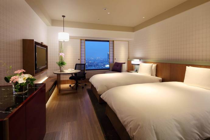 Imagen de la habitación del Hotel Hilton Osaka. Foto 7