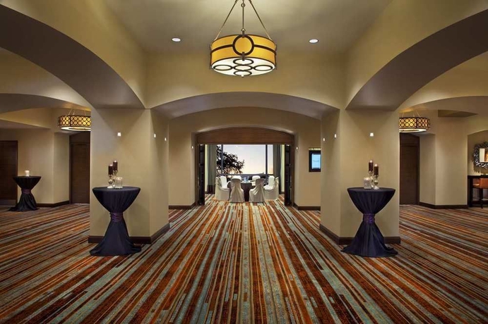 Imagen de los interiores del Hotel Hilton Palacio Del Rio. Foto 6