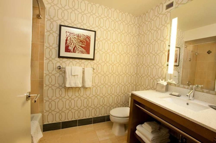 Imagen de la habitación del Hotel Hilton Palm Springs Resort. Foto 3