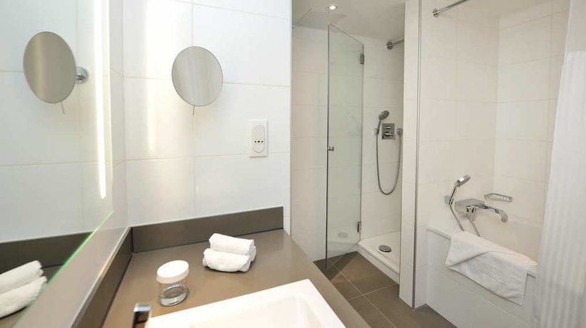 Imagen de la habitación del Hotel Hilton Paris La Defense. Foto 4