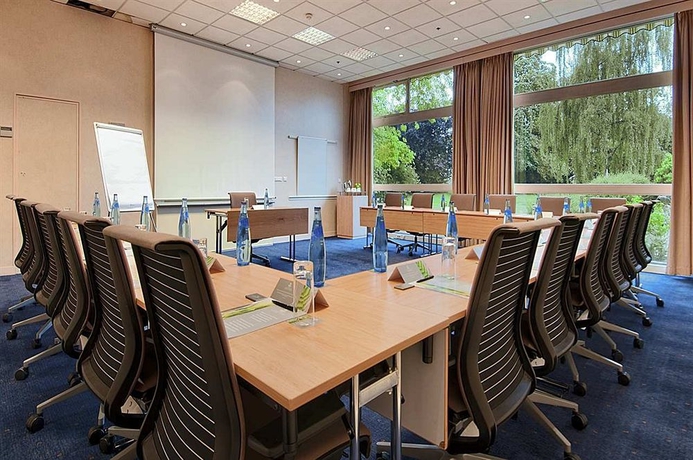 Imagen de los interiores del Hotel Hilton Paris Orly Airport. Foto 5