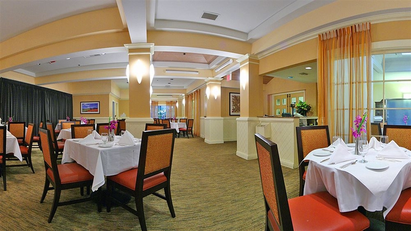 Imagen del bar/restaurante del Hotel Hilton Pasadena. Foto 3