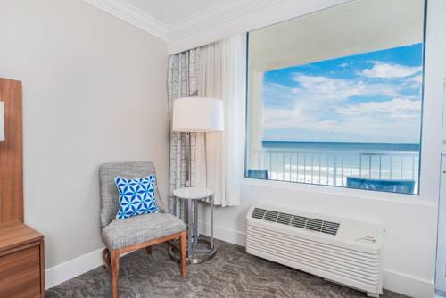 Imagen de la habitación del Hotel Hilton Pensacola Beach. Foto 3