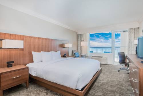 Imagen de la habitación del Hotel Hilton Pensacola Beach. Foto 12