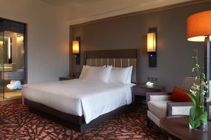 Imagen de la habitación del Hotel Hilton Petaling Jaya. Foto 8