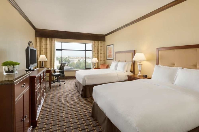 Imagen de la habitación del Hotel Hilton Phoenix Chandler. Foto 7