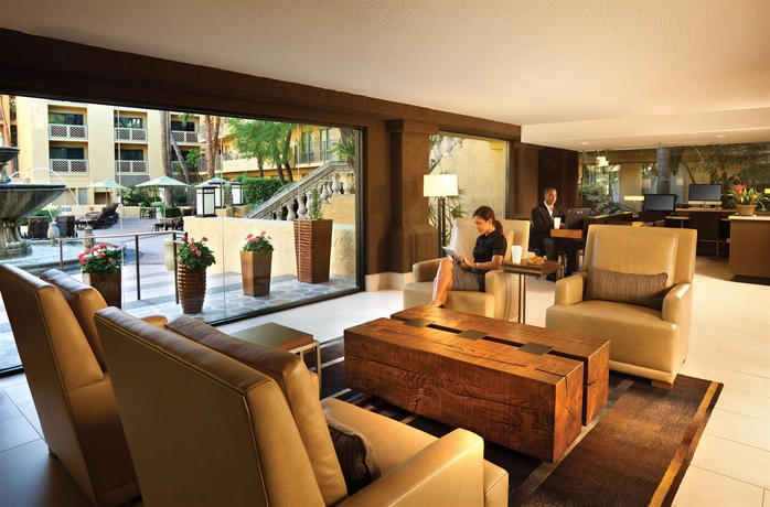 Imagen de los interiores del Hotel Hilton Phoenix Resort At The Peak. Foto 10