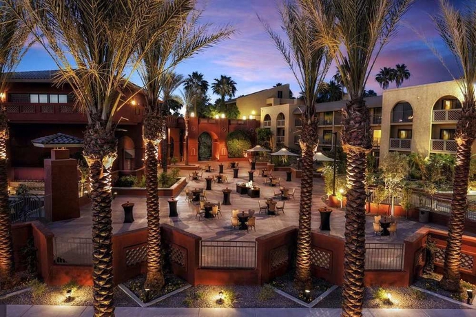 Imagen de los interiores del Hotel Hilton Phoenix Resort At The Peak. Foto 12