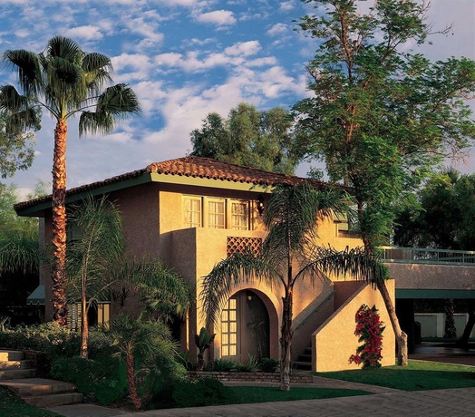 Imagen de los exteriores del Hotel Hilton Phoenix Resort At The Peak. Foto 6