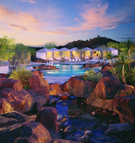 Imagen de la piscina del Hotel Hilton Phoenix Tapatio Cliffs Resort. Foto 15