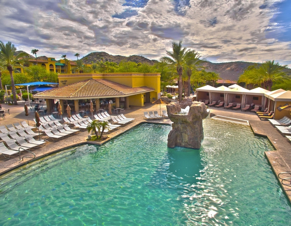 Imagen de la piscina del Hotel Hilton Phoenix Tapatio Cliffs Resort. Foto 16
