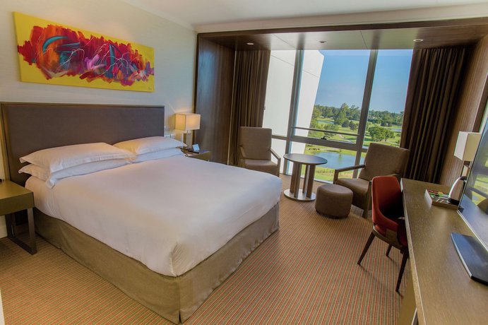 Imagen de la habitación del Hotel Hilton Pilar. Foto 6