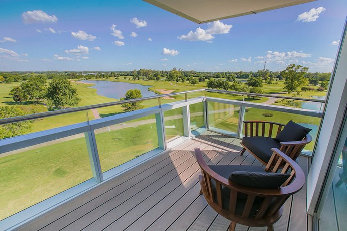 Imagen de la habitación del Hotel Hilton Pilar. Foto 15