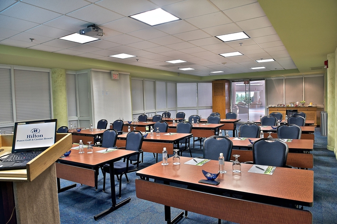 Imagen de los interiores del Hotel Hilton Ponce Golf and Casino Resort. Foto 14