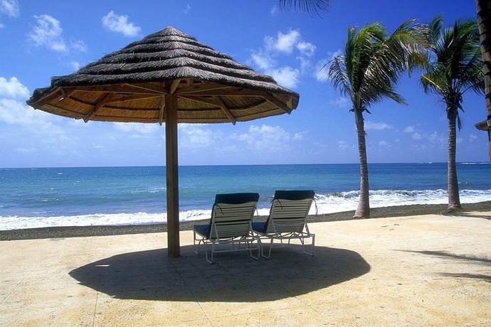 Imagen de los exteriores del Hotel Hilton Ponce Golf and Casino Resort. Foto 12