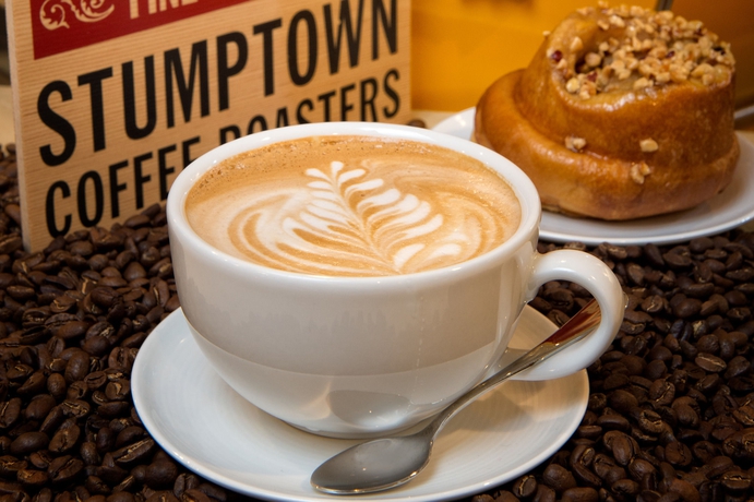 Imagen del bar/restaurante del Hotel Hilton Portland Downtown. Foto 2