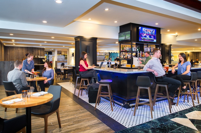Imagen del bar/restaurante del Hotel Hilton Portland Downtown. Foto 3