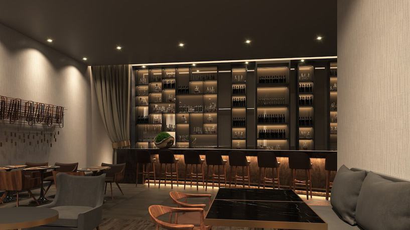 Imagen del bar/restaurante del Hotel Hilton Porto Gaia. Foto 3