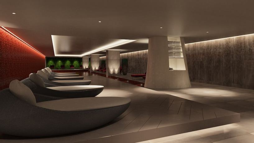 Imagen de la piscina del Hotel Hilton Porto Gaia. Foto 9