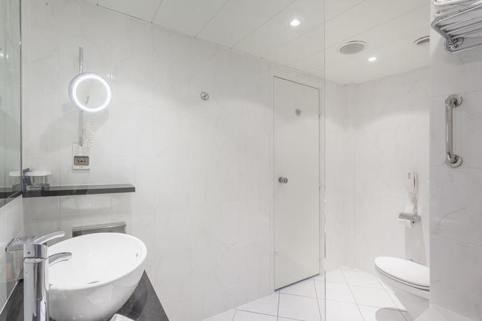 Imagen de la habitación del Hotel Hilton Prague. Foto 14