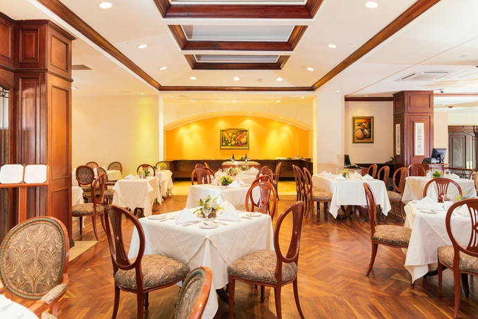 Imagen del bar/restaurante del Hotel Hilton Princess Managua. Foto 5