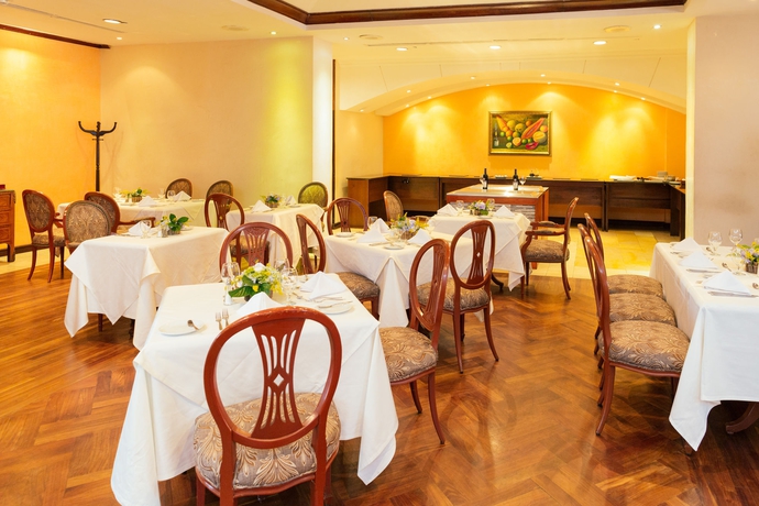 Imagen del bar/restaurante del Hotel Hilton Princess Managua. Foto 7