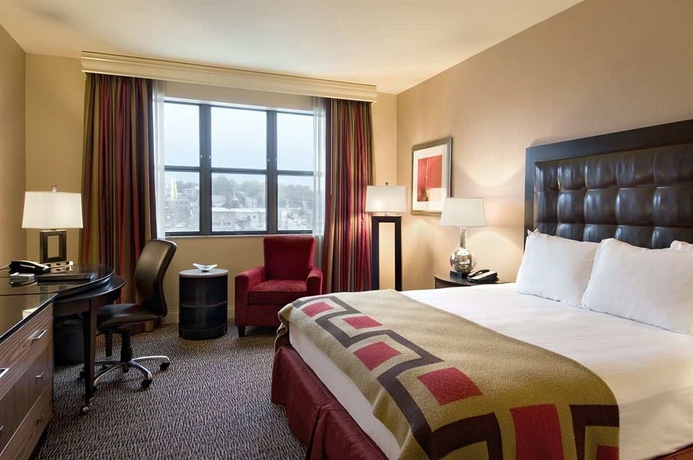 Imagen de la habitación del Hotel Hilton Promenade At Branson Landing. Foto 5