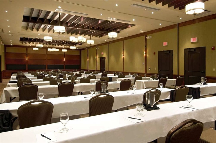 Imagen de los interiores del Hotel Hilton Promenade At Branson Landing. Foto 9