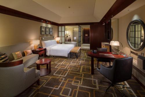 Imagen general del Hotel Hilton Qingdao Golden Beach. Foto 3