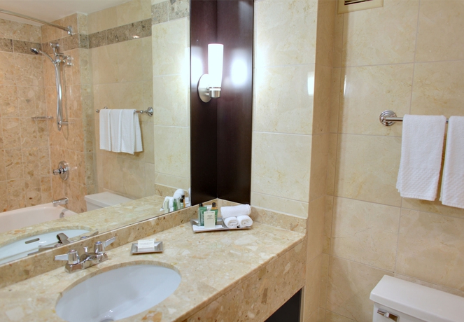 Imagen de la habitación del Hotel Hilton Quebec. Foto 7