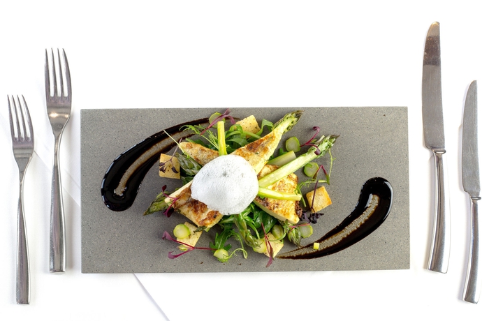 Imagen del bar/restaurante del Hotel Hilton Queenstown Resort and Spa. Foto 2