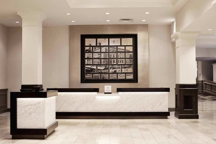 Imagen de los interiores del Hotel Hilton Richmond Downtown. Foto 12