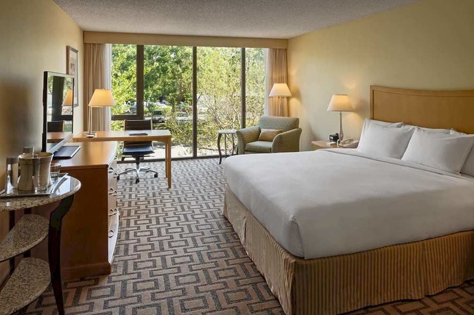 Imagen de la habitación del Hotel Hilton Sacramento Arden West. Foto 5