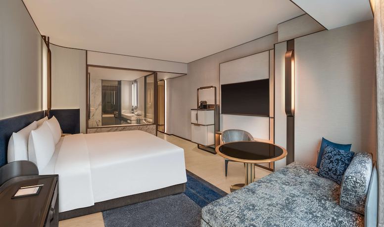 Imagen de la habitación del Hotel Hilton Saigon. Foto 5
