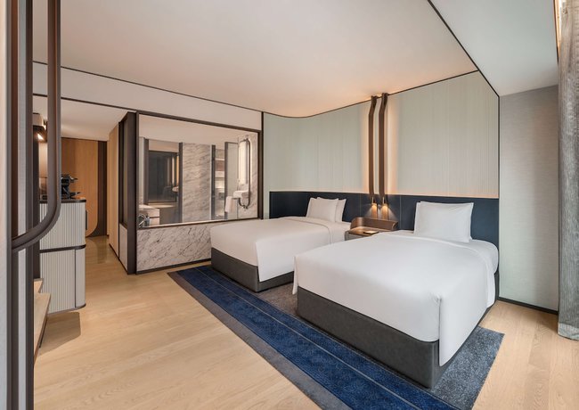 Imagen de la habitación del Hotel Hilton Saigon. Foto 12