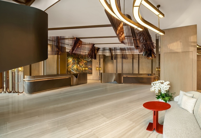 Imagen de los interiores del Hotel Hilton Saigon. Foto 16