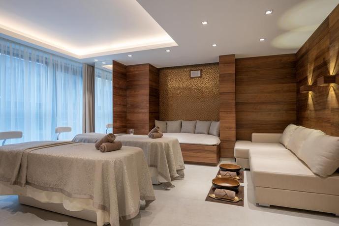 Imagen de la habitación del Hotel Hilton Saint Petersburg Expoforum. Foto 3